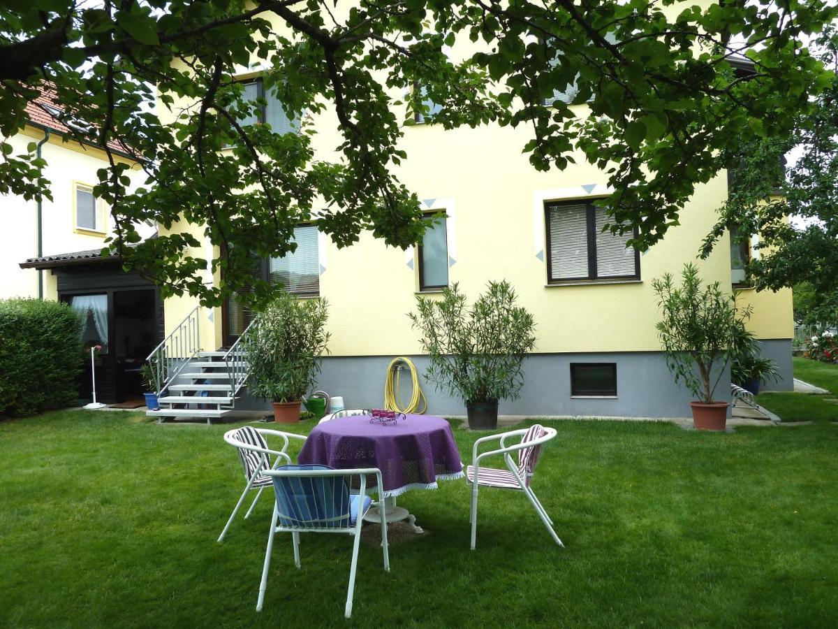 Ferienwohnung Weinbergblick Rohrendorf bei Krems Exterior foto
